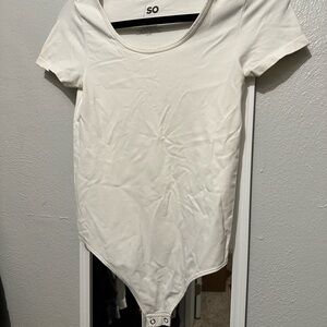 SO Cream Short Sleeve Top
